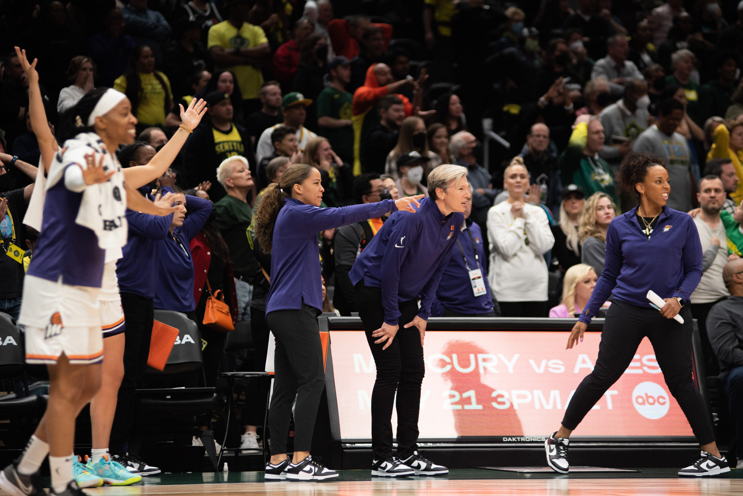 'It's embarrassing' The Phoenix Mercury are going through it