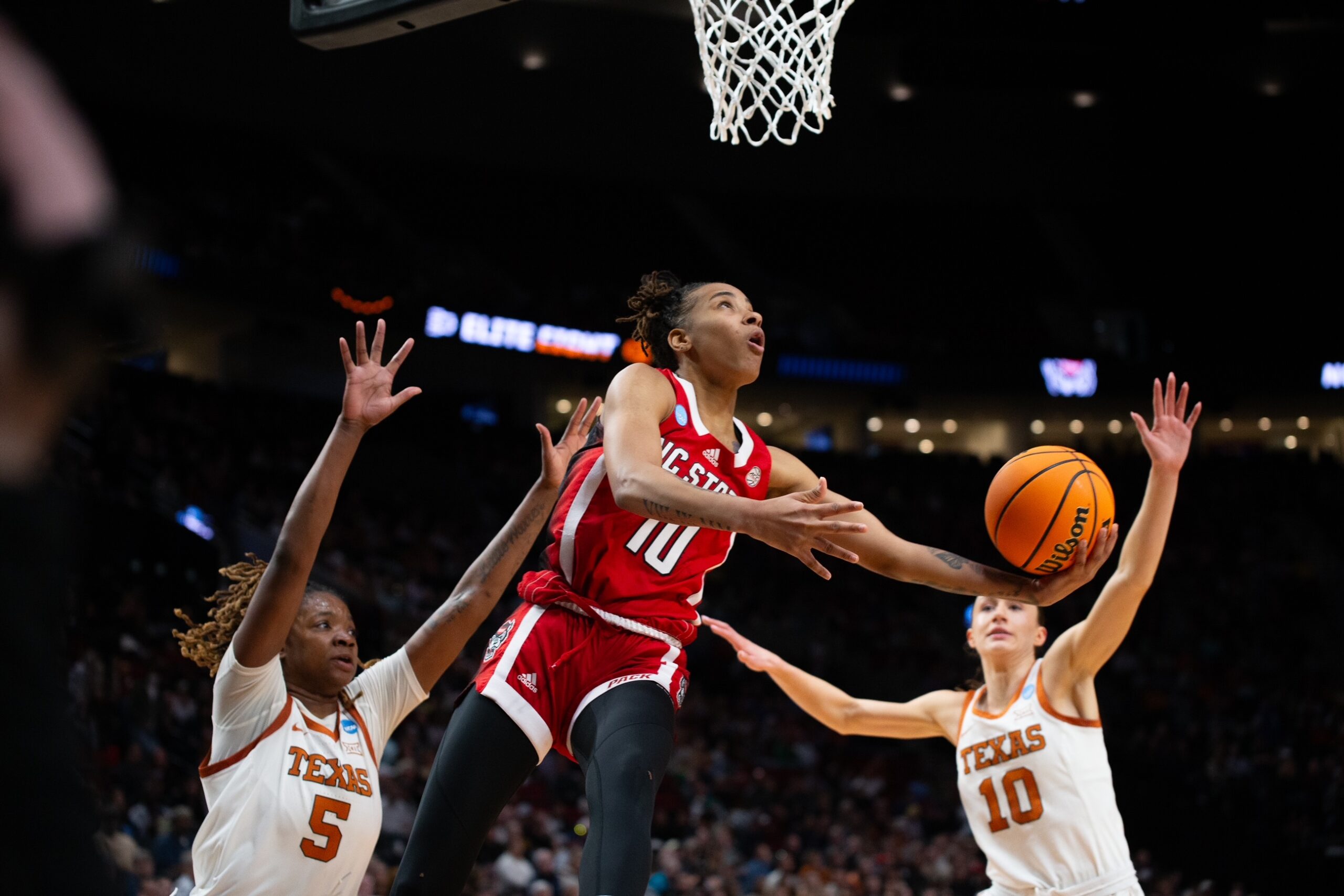 3-point-line discrepancy doesn't matter for Aziaha James - The IX ...