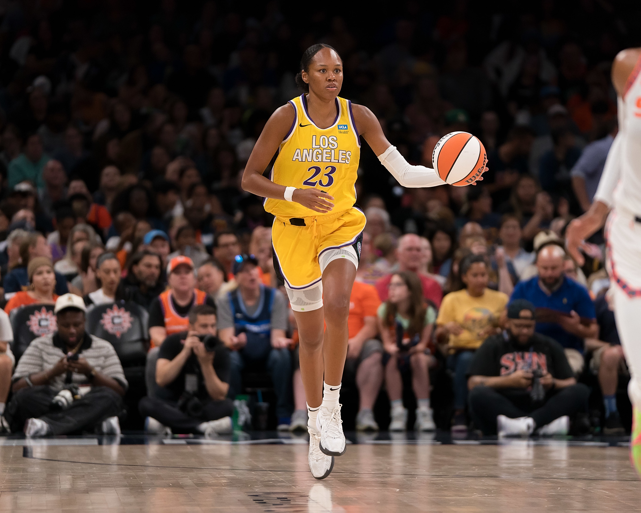 Los Angeles Sparks veterans Talbot, Stevens provide vital